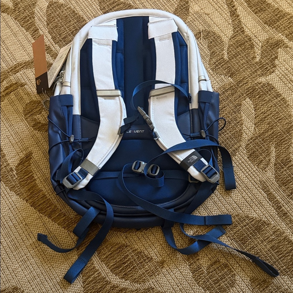 The North Face Women's BOREALIS Blue and White Backpack NEW!! - Picture 10 of 14
